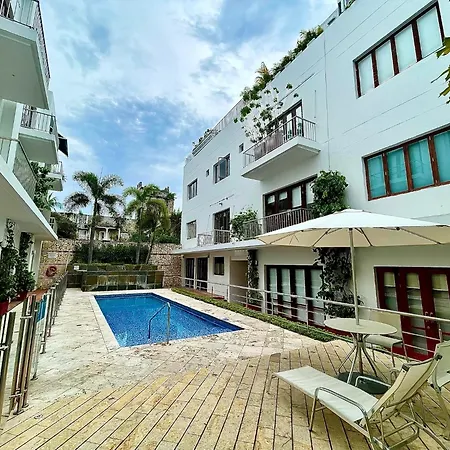 1br Modern In Old In Colonial Building *